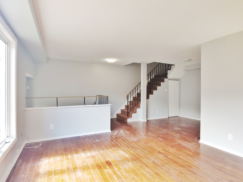 572610 Draper Ave. Ottawa Larocque Property Management Our Focus is Your Peace of Mind™